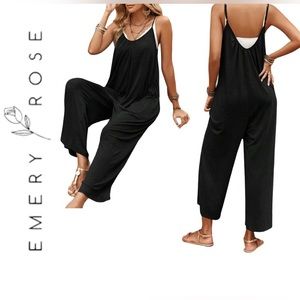 - EMERY ROSE  Jumpsuit/Romper Size Large